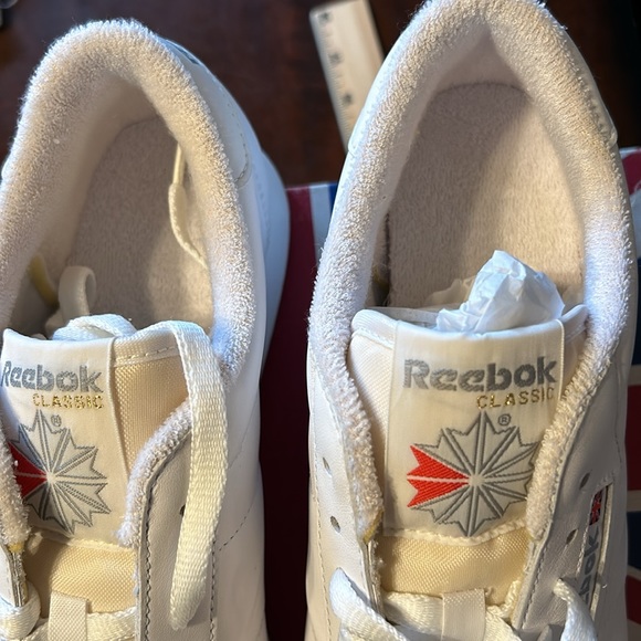 🩷HOST PICK🩷Reebok Princess White Classic Women US 9 1/2 Brand New in Box - Picture 6 of 16